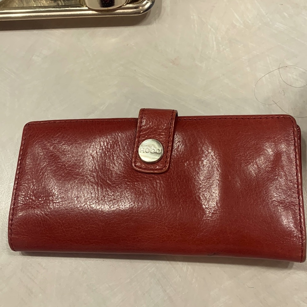 Hobo red clutch wallet